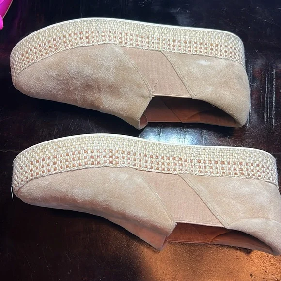 VINCE. Blush Straw Tweed Platform Sneakers - Picture 4 of 9